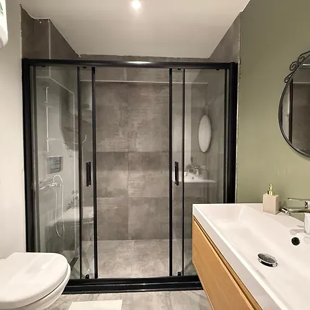 Stunning Combo Flat In Nisantasi Stambuł