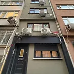 Apartment Stunning Combo Flat In Nisantasi